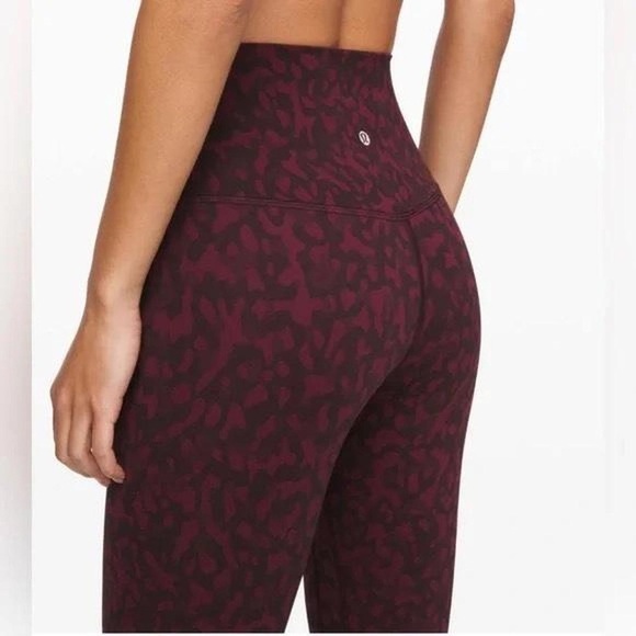 Lululemon Align High Rise Purple Leopard Leggings Cropped - Picture 2 of 8